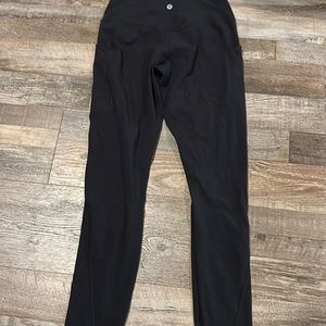 Black Lululemon leggings
